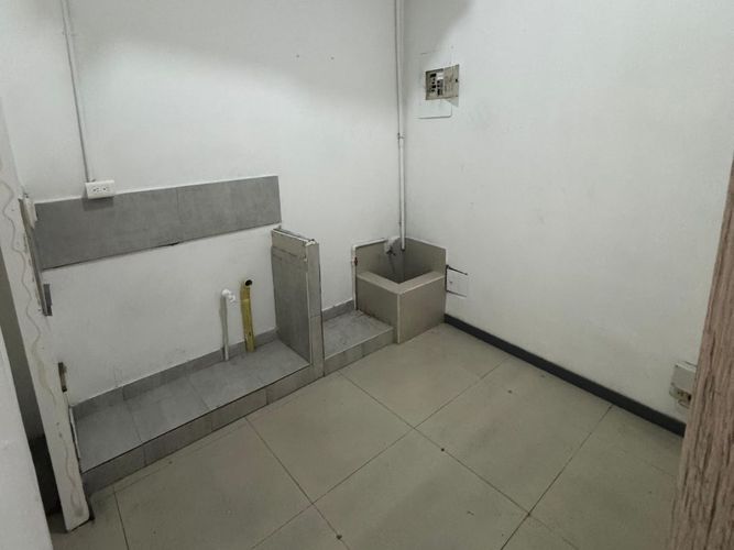 Local en arriendo en El Poblado, Medellín, 66 m² · foto 3 de 7