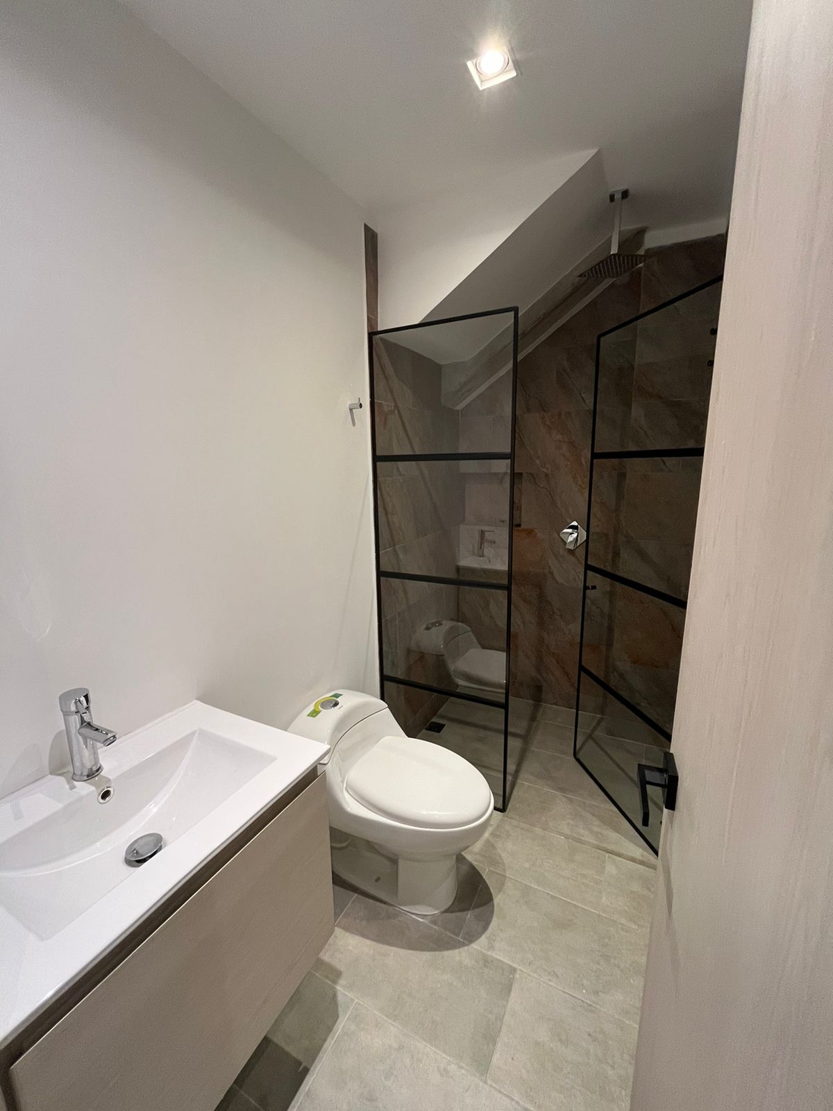 Apartamento en venta en Pinares, Pereira · foto 9 de 10