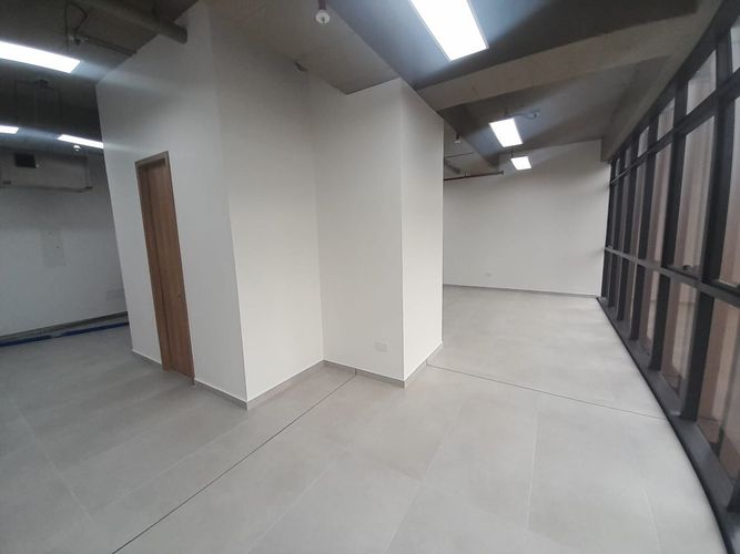 Oficina en arriendo en El Poblado, Medellín, 80 m² · foto 7 de 16