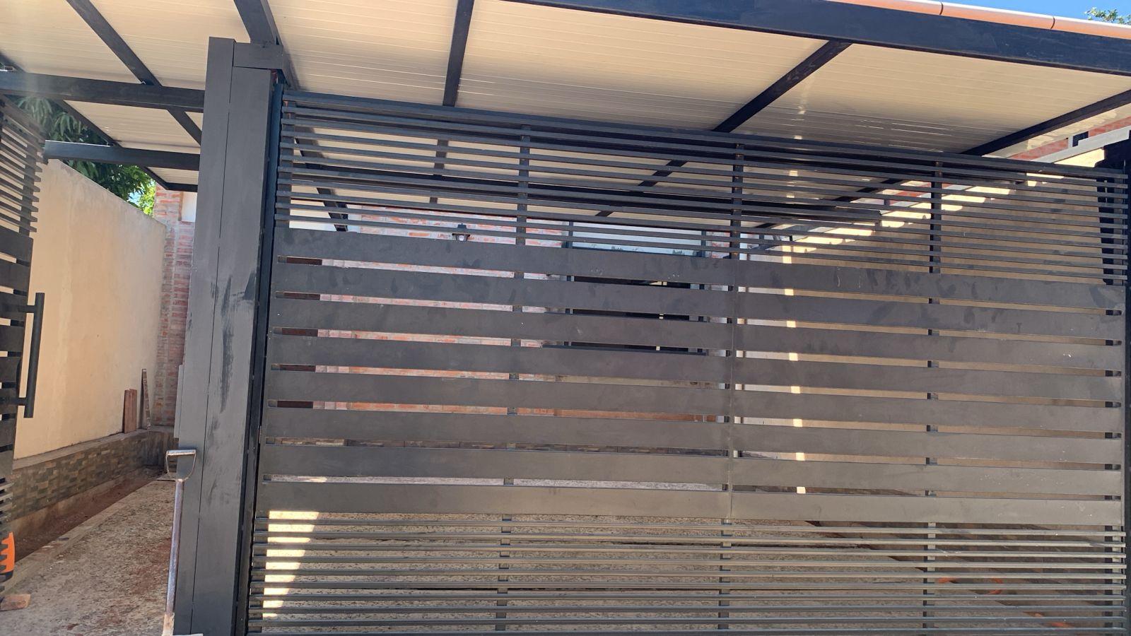 OFERTA EXCLUSIVA: Dúplex de Lujo a Estrenar en Venta - Villa Elisa, Oportunidad Única de Inversión. — foto 2