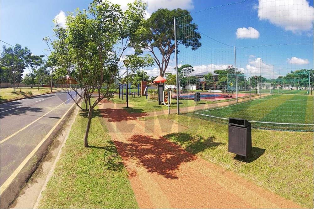 VENDO TERRENO EN BARRIO CERRADO ARAPOTY - MARIANO ROQUE ALONSO — foto 3
