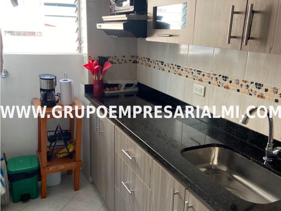 Apartaestudio en venta en Medellín 3