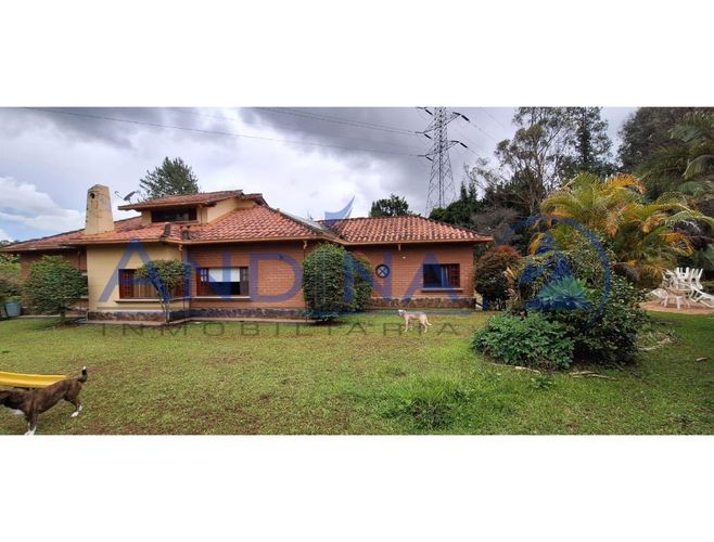 Finca en venta en Guarne, 3270 m² · foto 2 de 20
