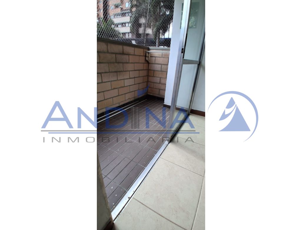 Apartamento en venta en Calasanz, Medellín · foto 2 de 12