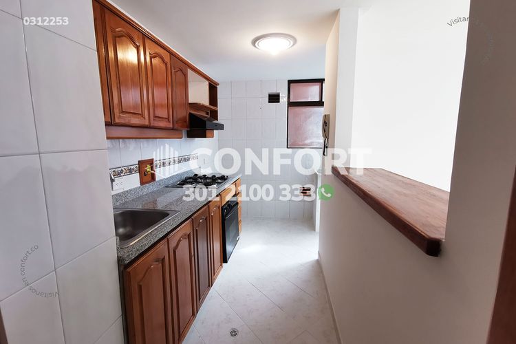 Apartamento de 3 alcobas en arriendo en Conquistadores, Medellín, 80 m² · foto 3 de 18