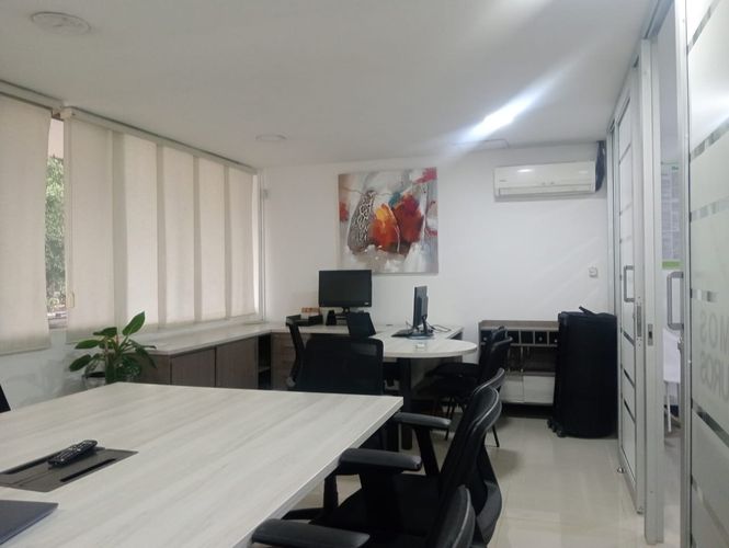 Local en arriendo en Laureles, Medellín, 52 m² · foto 2 de 13