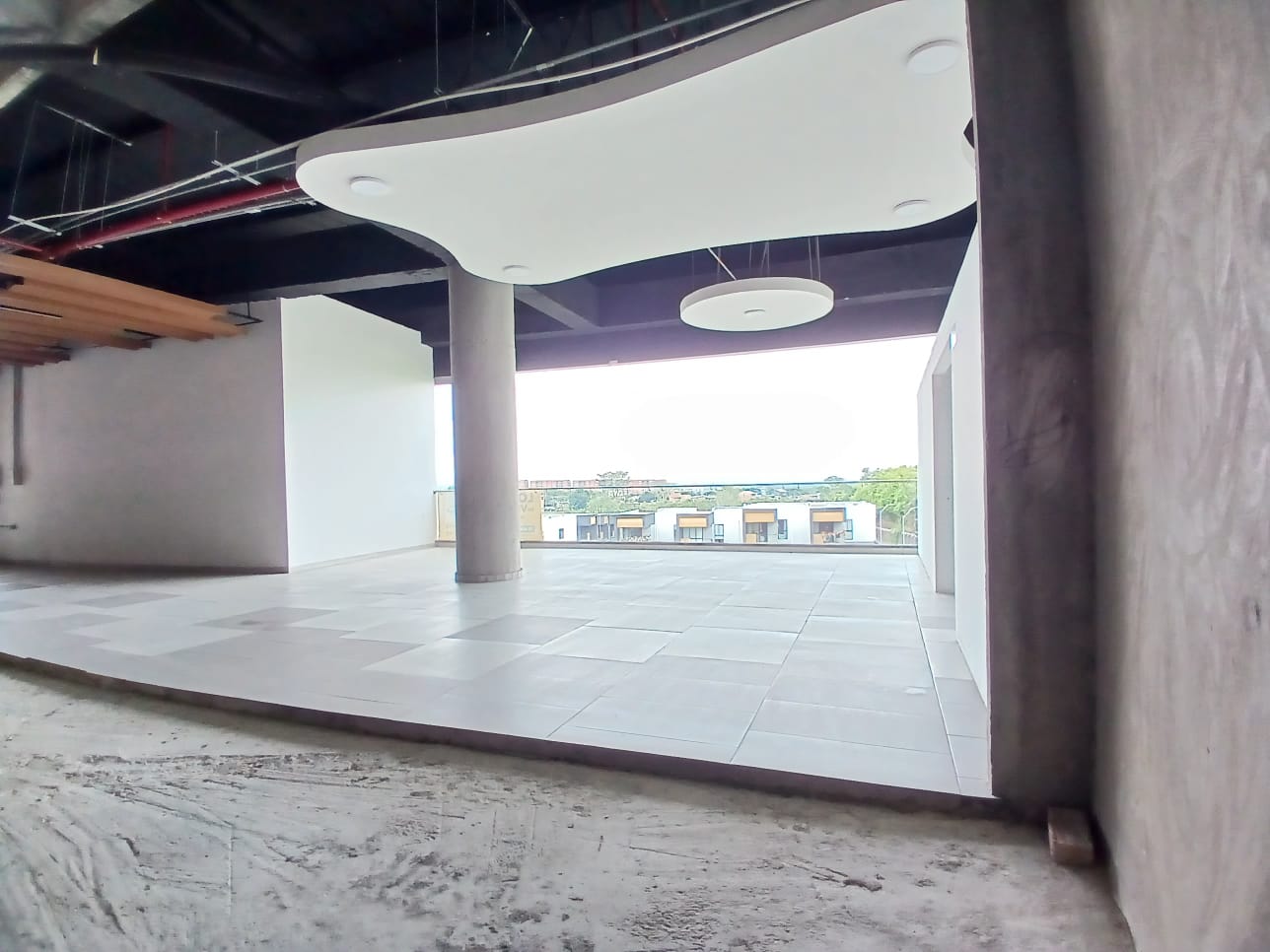 Retail space for rent in Cerritos, Pereira