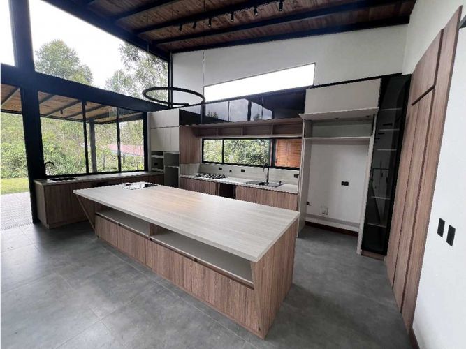 Casa de 3 alcobas en venta en Pantanillo, El Retiro, 344 m² · foto 6 de 24