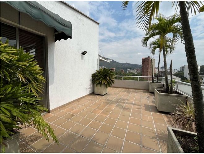 Apartamento de 2 alcobas en venta en Santa Teresita, Cali, 240 m² · foto 5 de 17