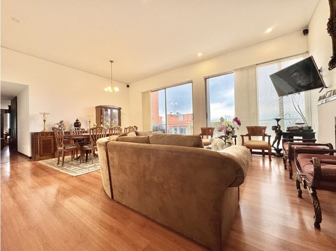 Apartamento de 3 alcobas en venta en Colina Campestre, Bogotá, 175 m² · foto 6 de 22