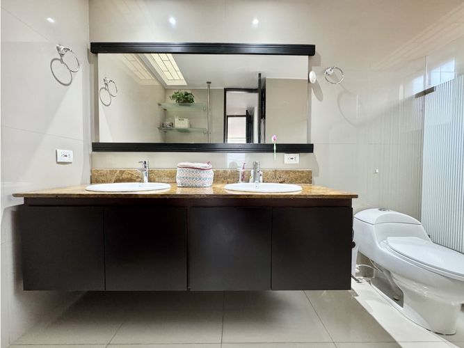 Apartamento de 3 alcobas en venta en Colina Campestre, Bogotá, 175 m² · foto 11 de 22