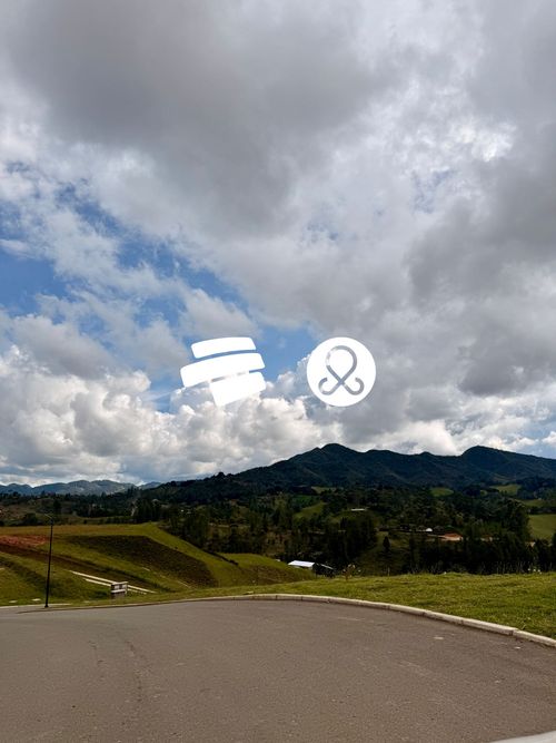 Lote en venta en Pantanillo, El Retiro, 8162 m² · foto 4 de 23