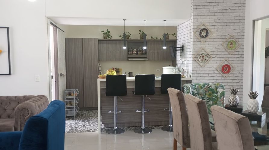 Casa de 5 alcobas en venta en El Caimo, Armenia, 300 m² · foto 7 de 8