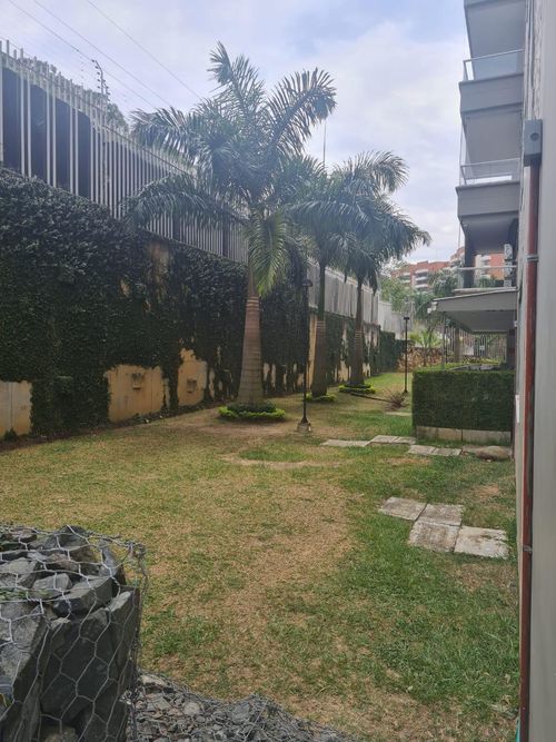 Apartamento de 3 alcobas en venta en Cristales, Cali, 115 m² · foto 20 de 24