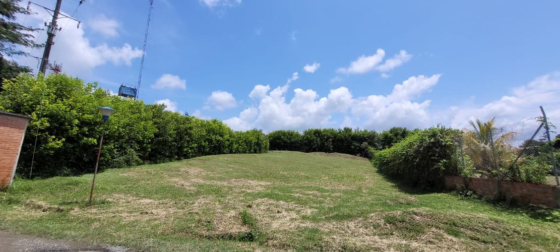 Lote en venta en Cerritos, Pereira, 1500 m² · foto 2 de 3