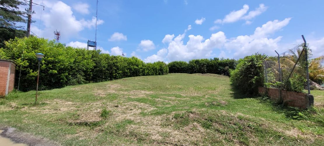 Lote en venta en Cerritos, Pereira, 1500 m² · foto 3 de 3