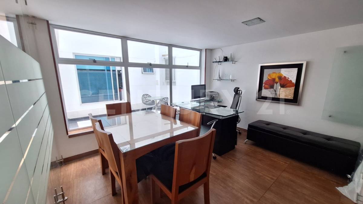 Casa en venta en Quinta Paredes, Bogotá · foto 10 de 24