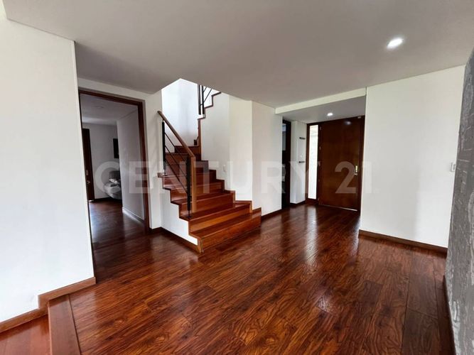 Casa de 5 alcobas en venta en Rozo, Cota, 254 m² · foto 7 de 23