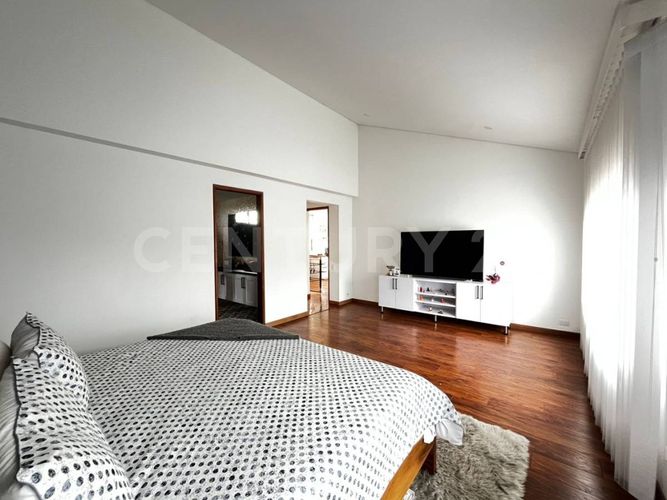 Casa de 5 alcobas en venta en Rozo, Cota, 254 m² · foto 11 de 23