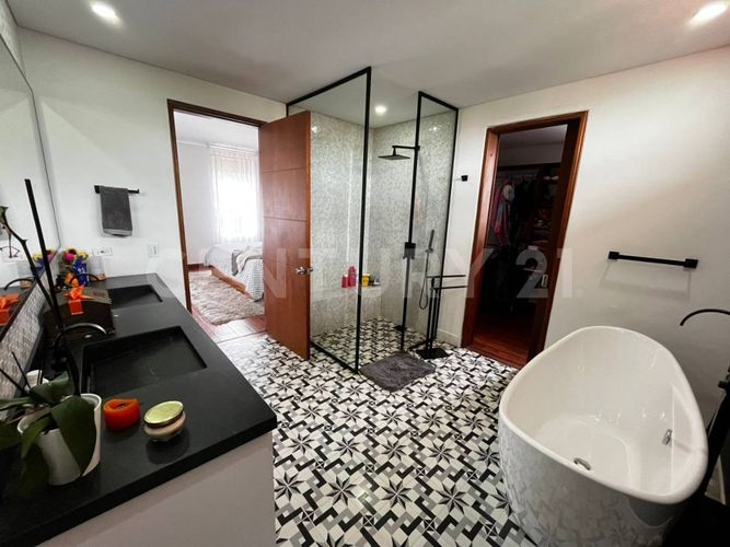 Casa de 5 alcobas en venta en Rozo, Cota, 254 m² · foto 12 de 23