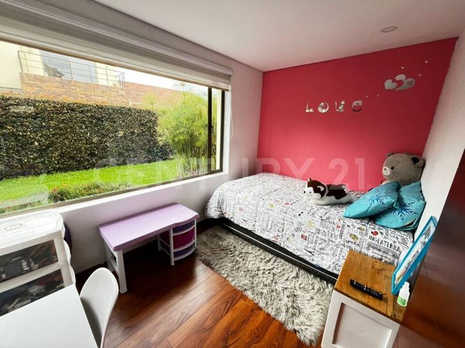 Casa de 5 alcobas en venta en Rozo, Cota, 254 m² · foto 16 de 23