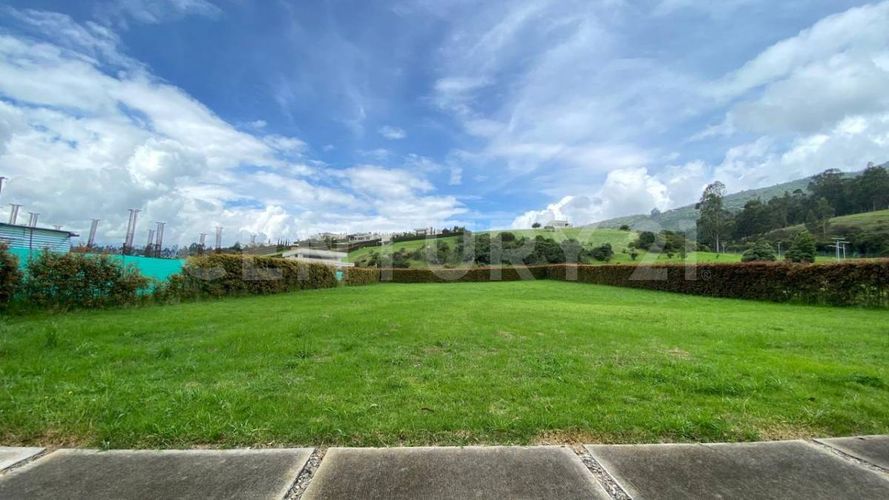 Lote en venta en La Violeta, Sopó, 2002 m² · foto 3 de 10