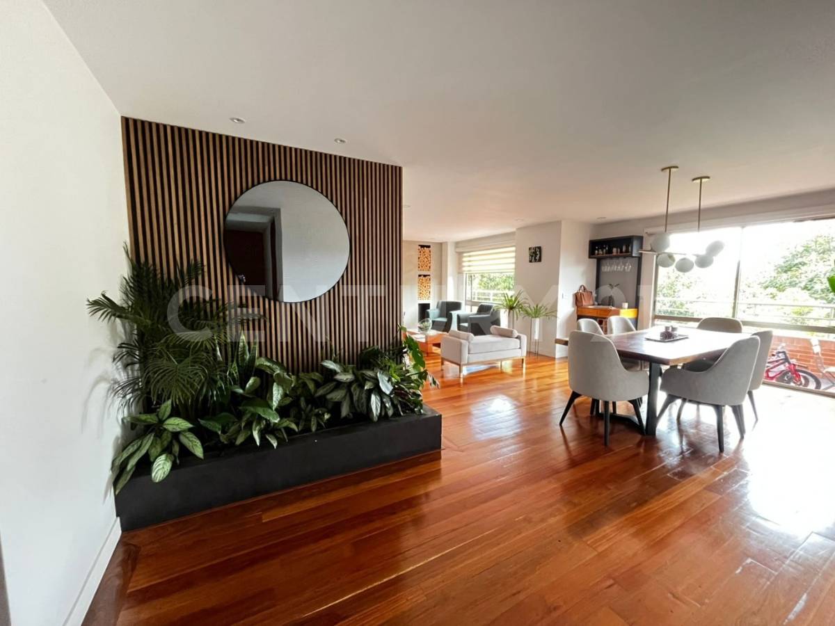 Apartamento de 4 habitaciones en venta en Lindaraja, Bogotá — imagen 1 de 23