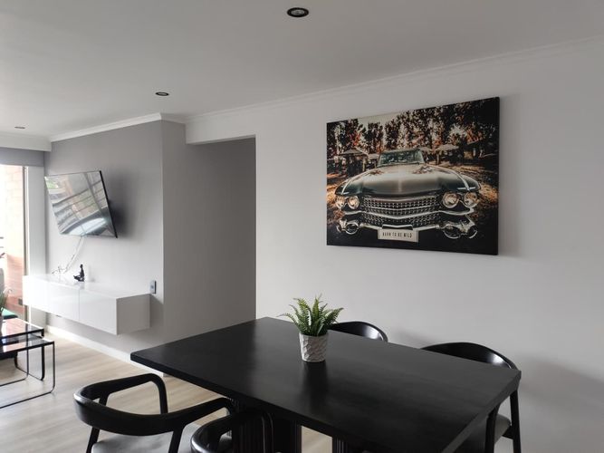 Apartamento de 3 alcobas en venta en El Poblado, Medellín, 87 m² · foto 4 de 19