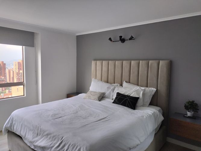 Apartamento de 3 alcobas en venta en El Poblado, Medellín, 87 m² · foto 10 de 19
