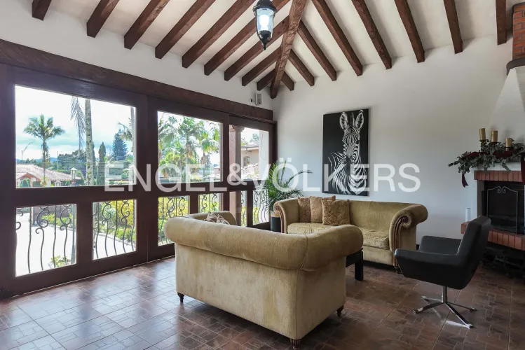 Casa de 6 alcobas en venta en Llano Grande, Rionegro, 610 m² · foto 12 de 18