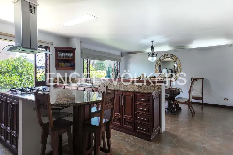 Casa de 6 alcobas en venta en Llano Grande, Rionegro, 610 m² · foto 7 de 18