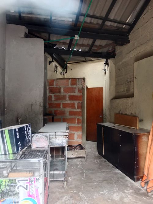Local en arriendo en Laureles, Medellín, 18 m² · foto 6 de 8