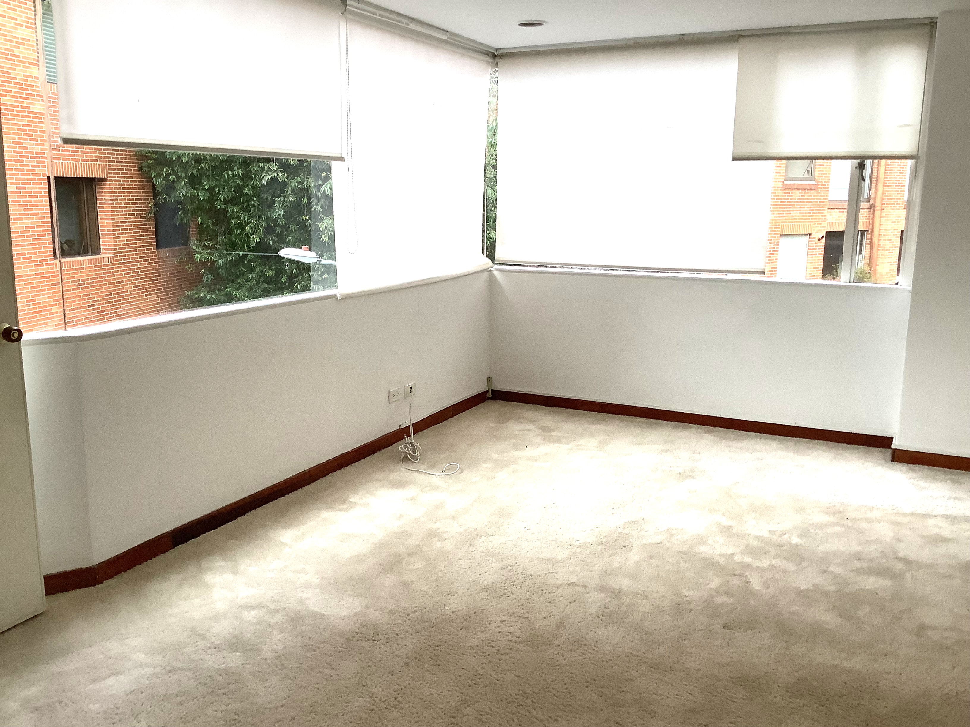 Apartamento en venta en Los Rosales, Bogotá · foto 13 de 15