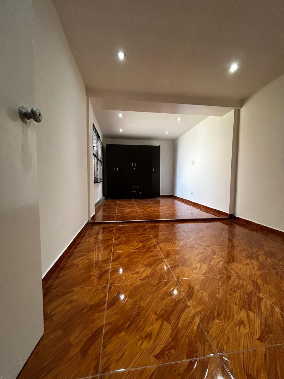 Casa en venta en Villas De Granada, Bogotá · foto 9 de 19