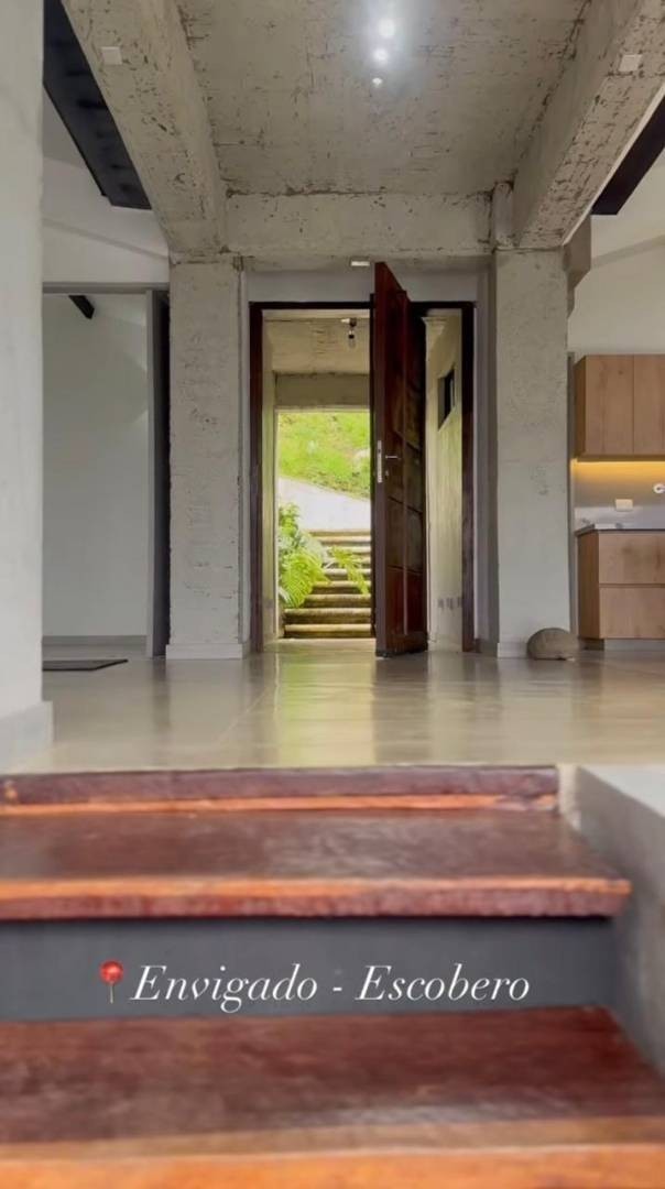 Country house for rent in Loma del Escobero, Envigado