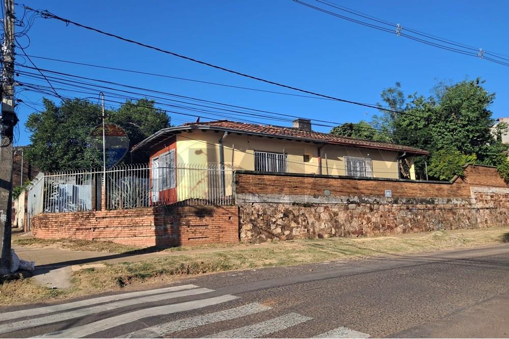 Terreno en esquina en venta en Barrio Obrero — foto 2