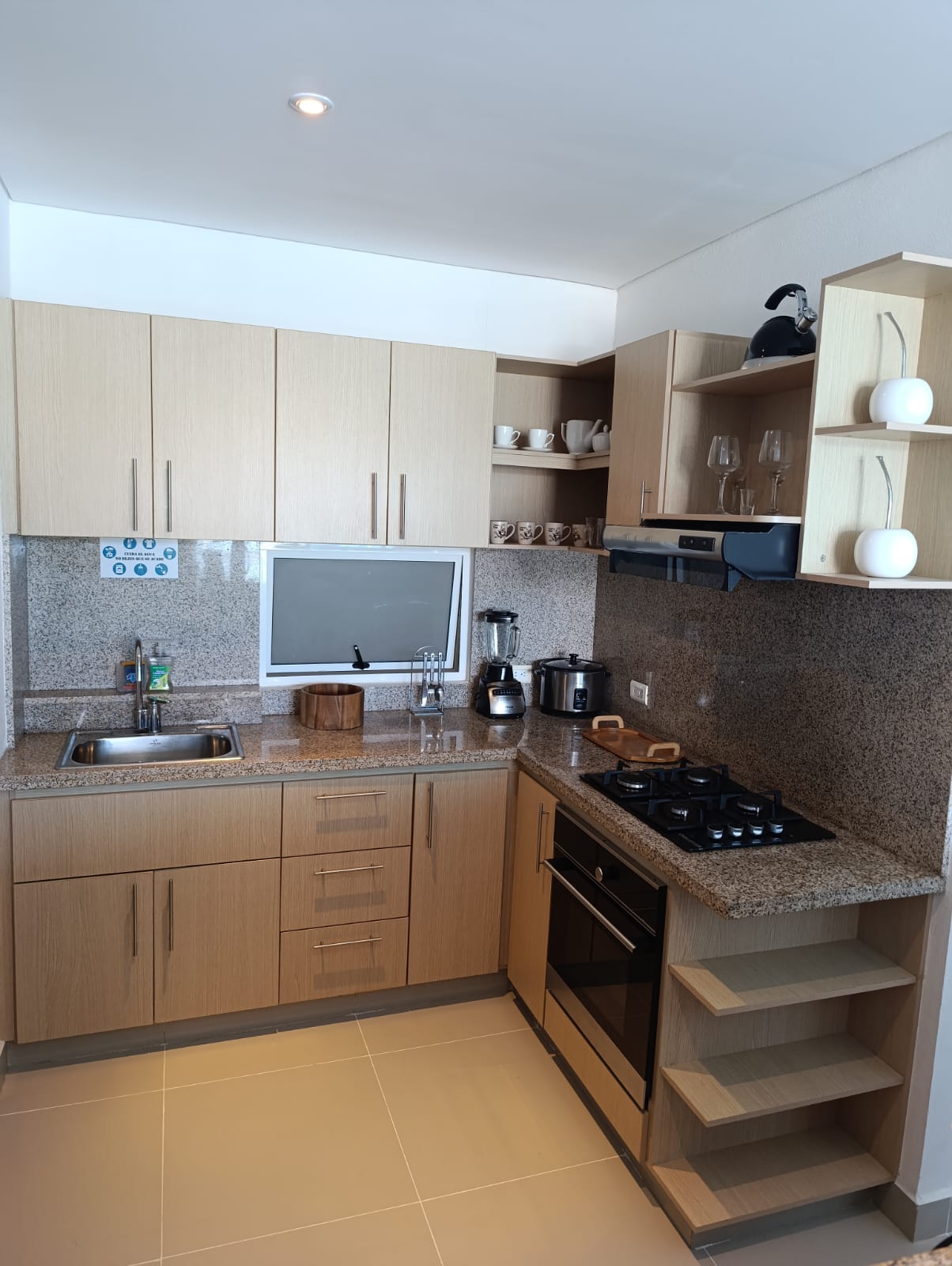 Apartamento en venta en Gaira Mar, Santa Marta · foto 2 de 12