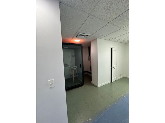 Oficina en venta en La Aguacatala, Medellín, 285 m² · foto 15 de 24