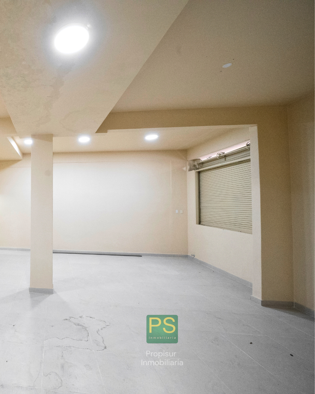 HERMOSO SALÓN EN ESQUINA - ASUNCIÓN — foto 3