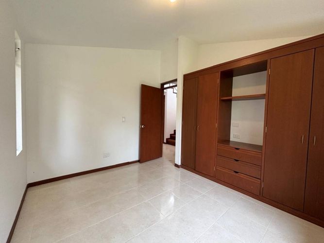 Casa de 3 alcobas en venta en San Isidro, Jamundí, 167 m² · foto 3 de 18