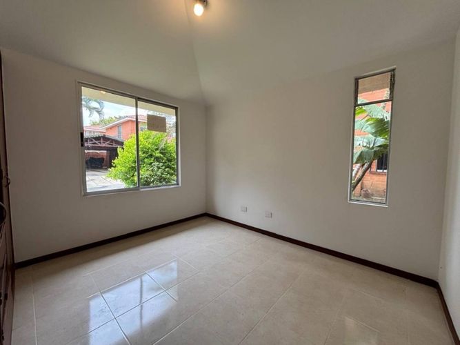 Casa de 3 alcobas en venta en San Isidro, Jamundí, 167 m² · foto 15 de 18