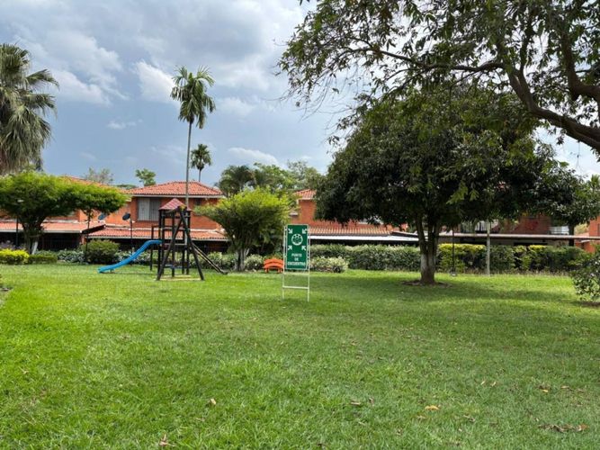 Casa de 3 alcobas en venta en San Isidro, Jamundí, 167 m² · foto 17 de 18