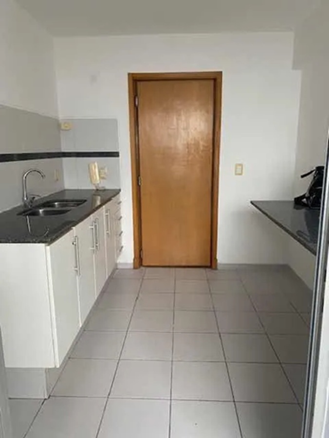 ALQUILER EN AGUADA, 1 DORMITORIO, PISO 1 AL FRENTE, GARAJE INCLUIDO, PORTERIA 24HS · Foto 7