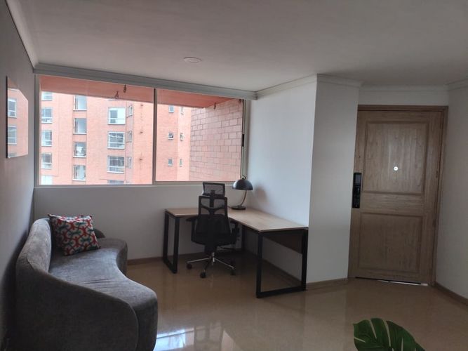 Apartamento de 3 alcobas en arriendo en El Poblado, Medellín, 140 m² · foto 8 de 19