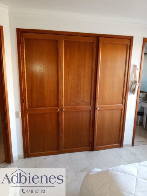 Apartamento de 3 alcobas en venta en Laureles, Medellín, 178 m² · foto 14 de 24