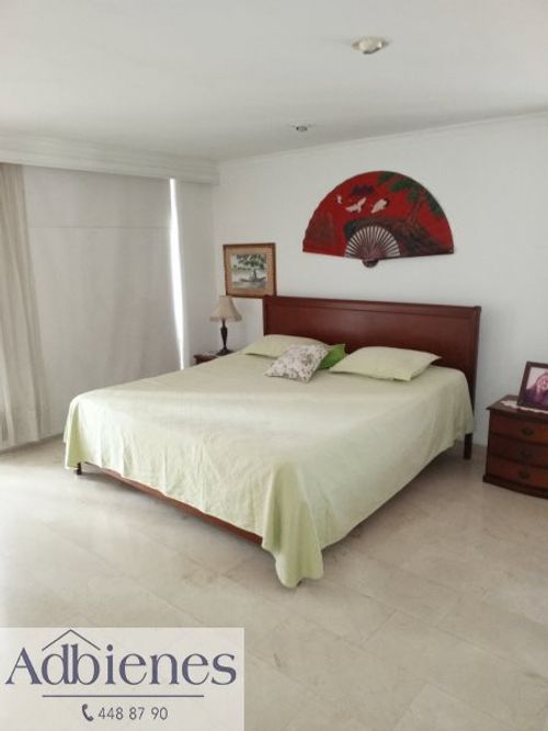 Apartamento de 3 alcobas en venta en Laureles, Medellín, 178 m² · foto 15 de 24