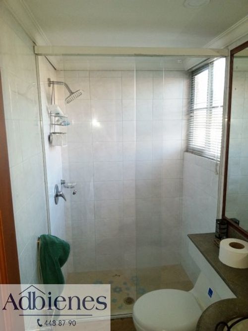 Apartamento de 3 alcobas en venta en Laureles, Medellín, 178 m² · foto 24 de 24