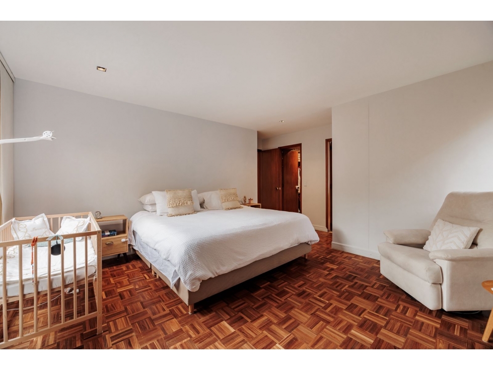 Apartment for sale in El Poblado, Medellín 3