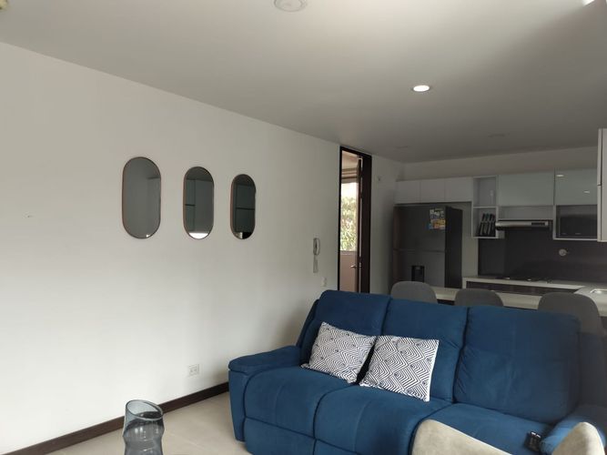 Apartamento de 3 alcobas en venta en El Poblado, Medellín, 108 m² · foto 2 de 18