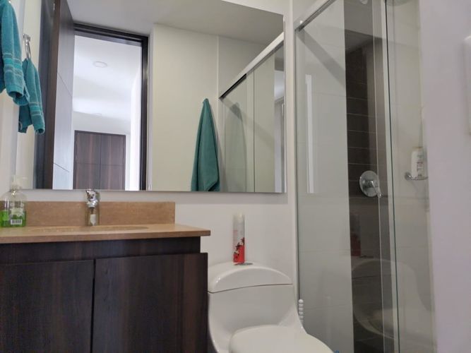 Apartamento de 3 alcobas en venta en El Poblado, Medellín, 108 m² · foto 17 de 18